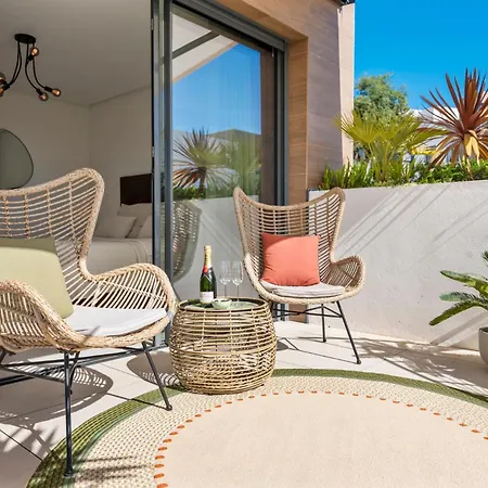 Casa Hermano - Private Pool Penthouse Apartment Marbella